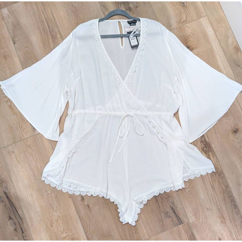 City Chic Playsuit Spirited Romper Ivory Plus 16 XL BNWT Boho Bridal Festival